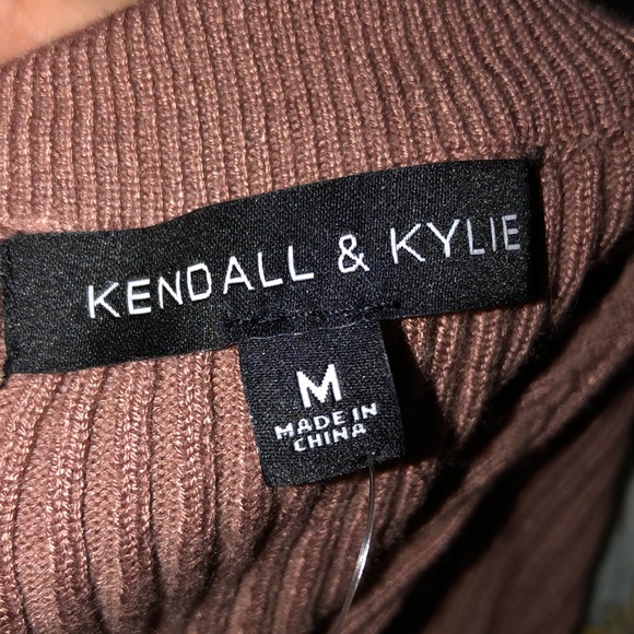 bronze mock neck crop top - Picture 2 of 2